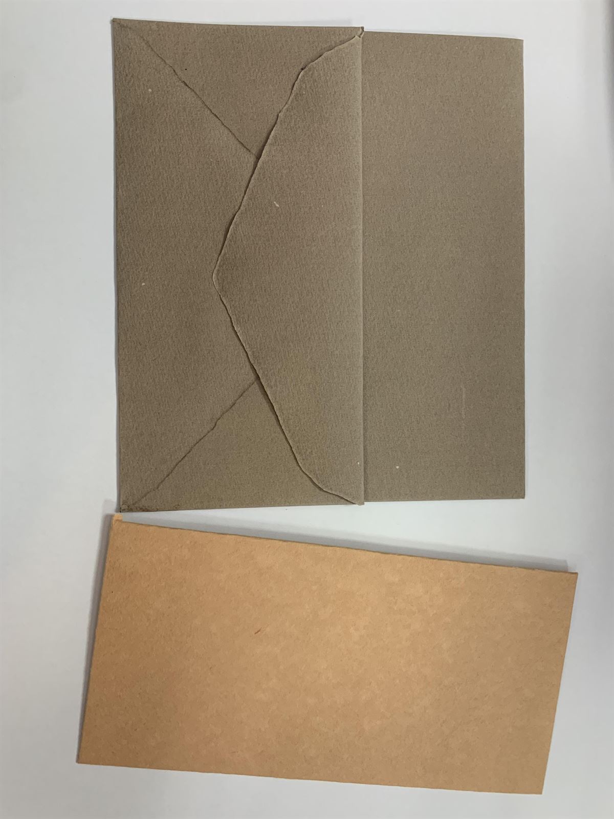 Sobres de papel atesanal - Imagen 2